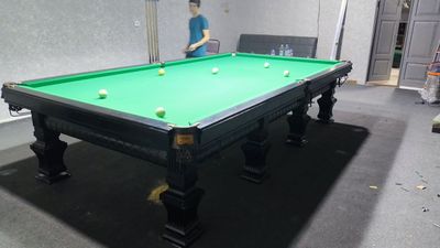 Billiardni stollar