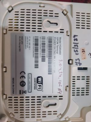 Продаю вай фай роутер HUAWEI HG8546M