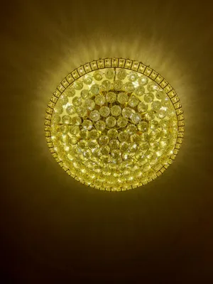 хрустальная люстра