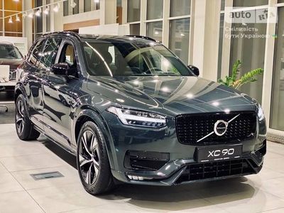 Продаётся VOLVO XC90 T9 2 турбо фулл в идеальном состояние