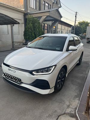 BYD E2 elktomobile