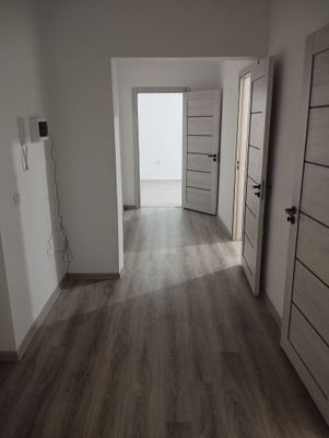 Yangi darxonda 3 xonali uy oilaga ijaraga beriladii. 3/15/16,