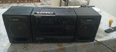 Sony магнитофон оригинал можно подключить Mp 3