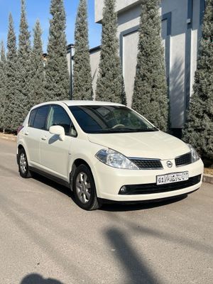 Nissan Tiida Avtamat