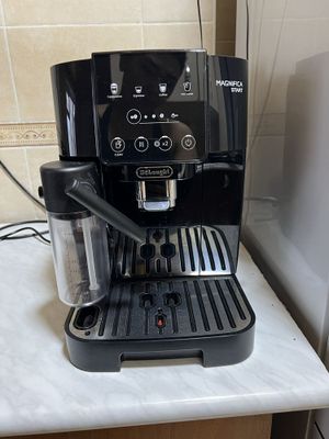 Kofe mashina delonghi magnifica start avtomat