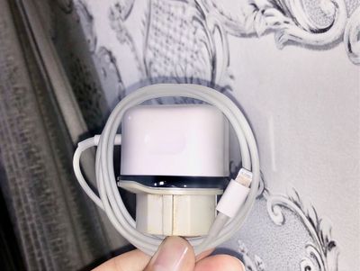 iphone zaryadchik
