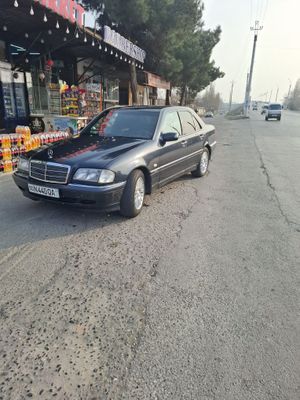 W202 yili 1996. Metan