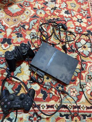 Playstation 2 ишлаб турипти айби йок