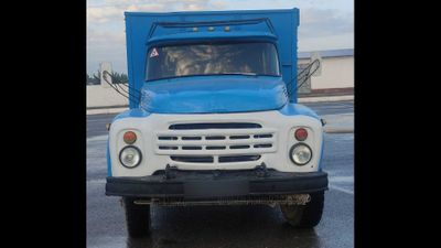 Zil 138 bortli sotiladi. Продаётся Зил 138 бортовой сотилади