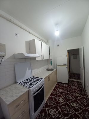 Yashnabod Kadishva Metro Do'stlik 4 bekat 2 xona 1 -etaj 350$