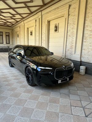 Bmw 740i M760 bodykit 2023