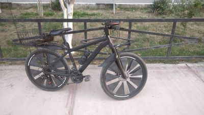 Velosiped sotiladi