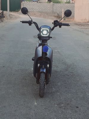 skuter 200$