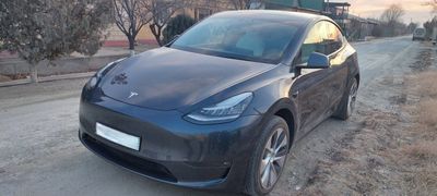 Тесла модел Y срочно продаётся