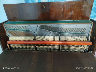 Fortepiano zudlik bilan 400$