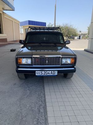 Lada 2104 sotiladi