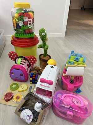 Продаются игрушки