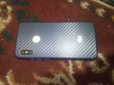 Redmi A2 lite zoʻr tel 4 ga 64 akumlyatr yangi qoʻydrdm qotmeydi ixcam