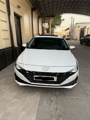 Hyundai Elantra 2022-23