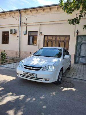 Lacetti 2011 yil mexanika 1 qoʻl moshina