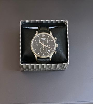 Часы Tissot 1853