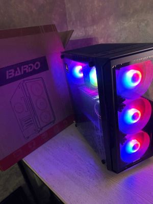 Игровой кейс / RX 580 8gb / DDR4 16gb / 10 ядер 20 потоков/512 m2