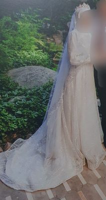 Kelin ko‘ylak bir marta kiyilgan.