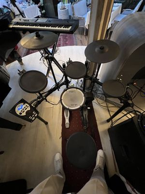 Roland 11kl garantiya berladi