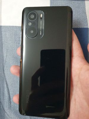 Srochna sotiladi Xiaomi Poco F3 5G 8+8/256Gb Black Flagman Igravoy