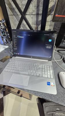 Hp Laptop 15s i5 обмен на Playstation 5