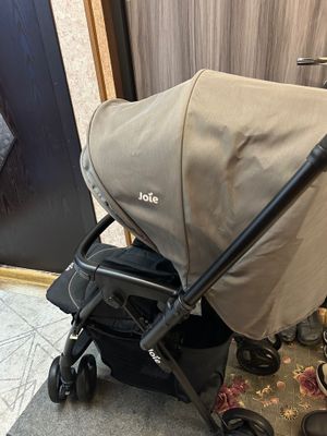 Продам коляску joie в отличном состоянии