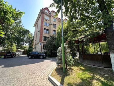 Срочно сдается квартира 3 комнатная мирабадский рн 110школа