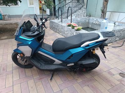 Skuter N max tourist sotiladi srochna !