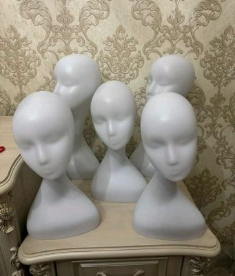 Maniken Arzon