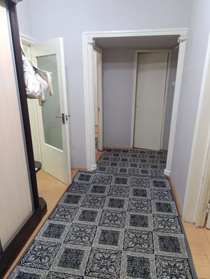 Qoyliq 5 massivda 3 xonali kvartira ijaraga beriladi. Faqat oilaga