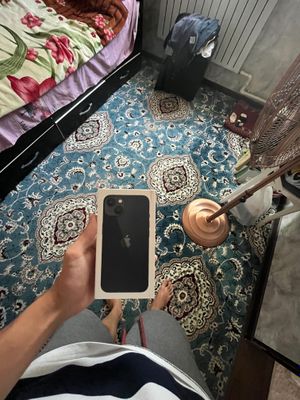 Iphone 13 sotladi