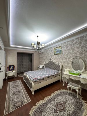 Метро Космонавтов 4 Комнотная Площ
