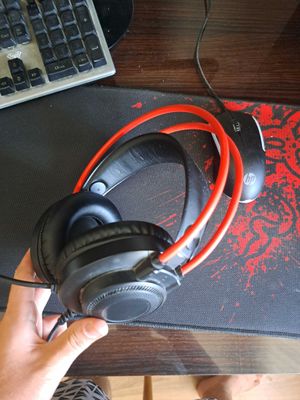 игровые наушники