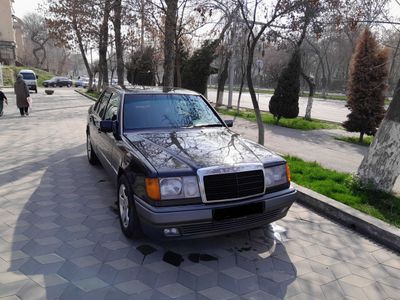 Мерседес бенс W124