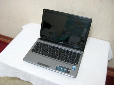 Ноутбук hp офисный OZU2Gb/HHD160Gb DVDrom идеальном рабочим состояни