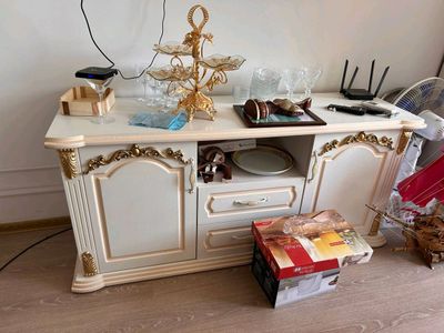 мебель для дома в зал и в  спальню