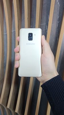 Samsung galaxy A8