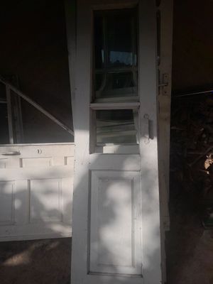 Yog'och eshik derazalar bor sotiladi