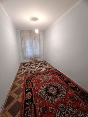 Сдается 2в3 комнатная Авиасозлар 4. Метро атрофи. 4 та СТУДЕНТ УЧУН