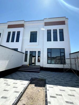 Продается Таун Хаус в Мирзо -Улугбекском р-н Янги Узбекистан 2,5 сот