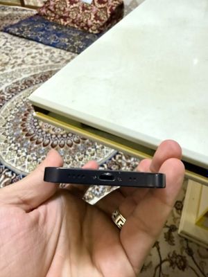 Iphone 12 mini xolati yaxshi ochilmagan bitta odam ishlatgan