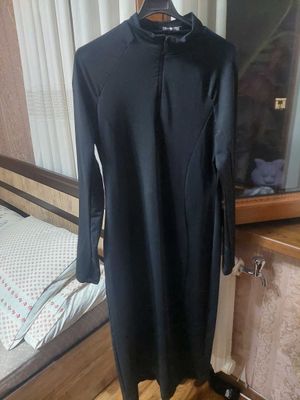 Продается платье женское