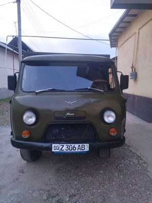 Uaz yuk tashuvchi