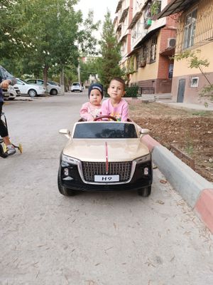 продается электронная машина в хорошем состоянии