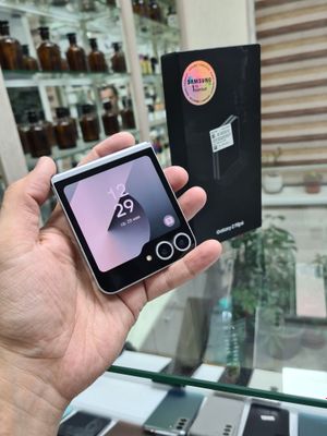 Samsung Flip 6 12/256GB